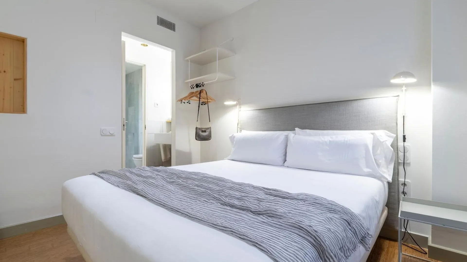 ברצלונה Aspasios City Oasis Apartments