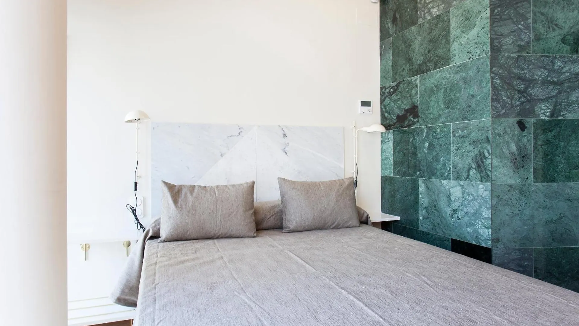 ברצלונה Aspasios City Oasis Apartments 0*,