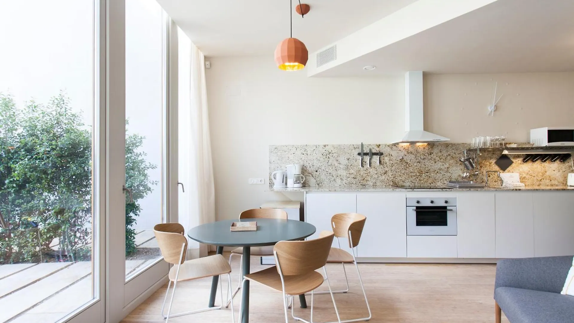 Aspasios City Oasis Apartments Barcelona